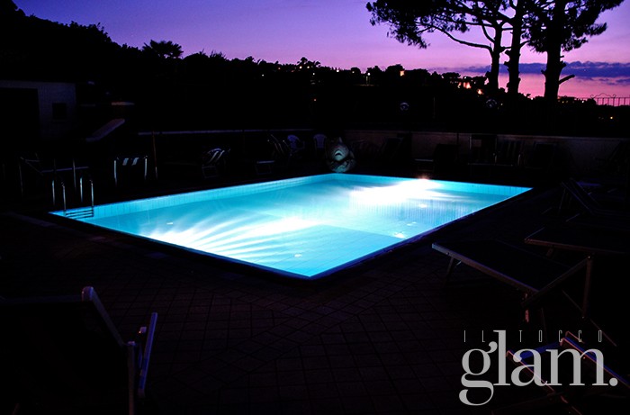 Cofanetto regalo Notte d'Incanto - Hotel Country House piscina esterna - Ischia - Regali Ideali